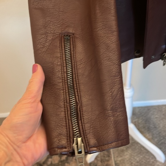 BLANKNYC Anthropologie Faux Leather Moto Jacket Plum/Prune Color - NWT, Size L - Picture 8 of 11